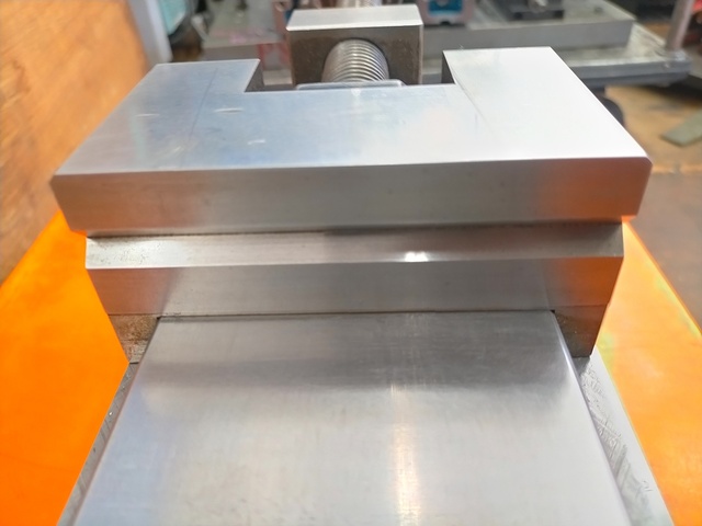 -- 120 Vice Image 4