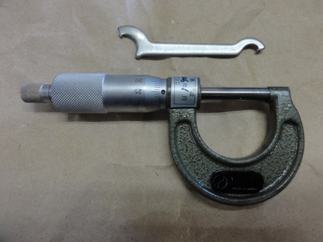 Mitutoyo M110-25 Micrometer (Outer) Image 5