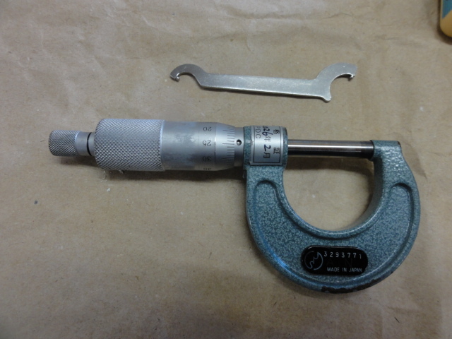 Mitutoyo M110-25 Micrometer (Outer) Image 5