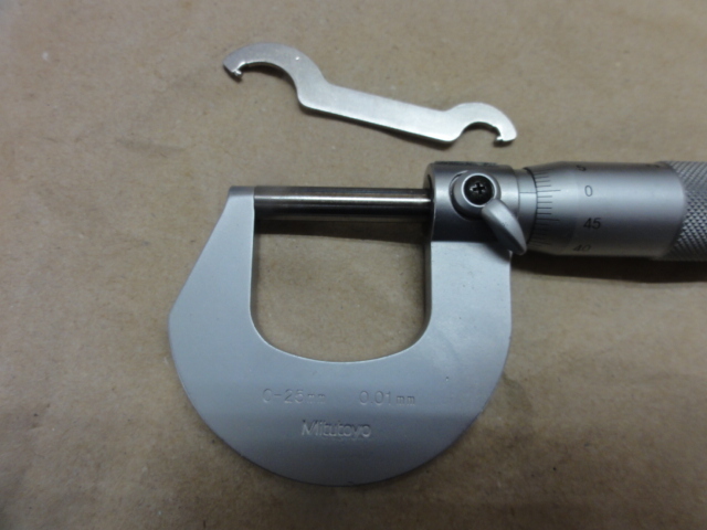 Mitutoyo M110-25 Micrometer (Outer) Image 2