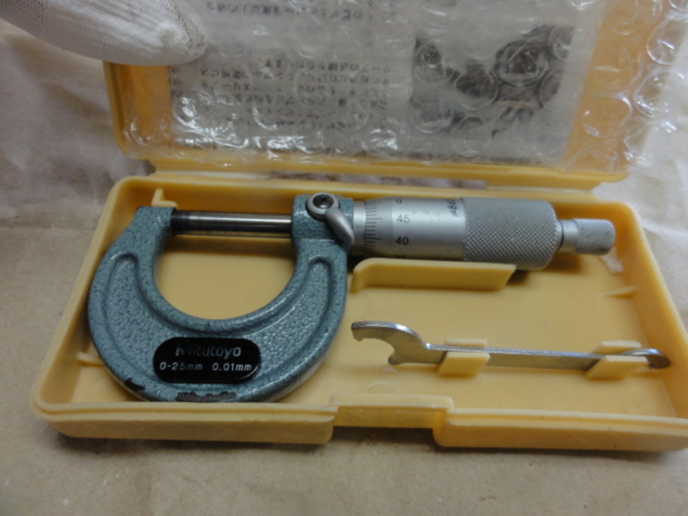 Mitutoyo M110-25 Micrometer (Outer) G-2863 Image