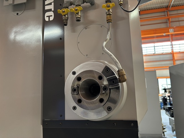 YAMASAKI GIKEN YZB-88ATC NC Horizontal Milling Machine Image 6