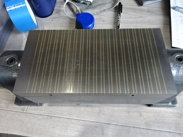 FUJI JIKOH PFB125X250 Magnet Chuck Image 3