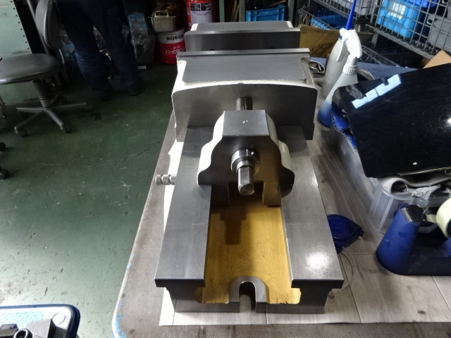 津田駒工業 VB-300 バイス の画像 5枚目