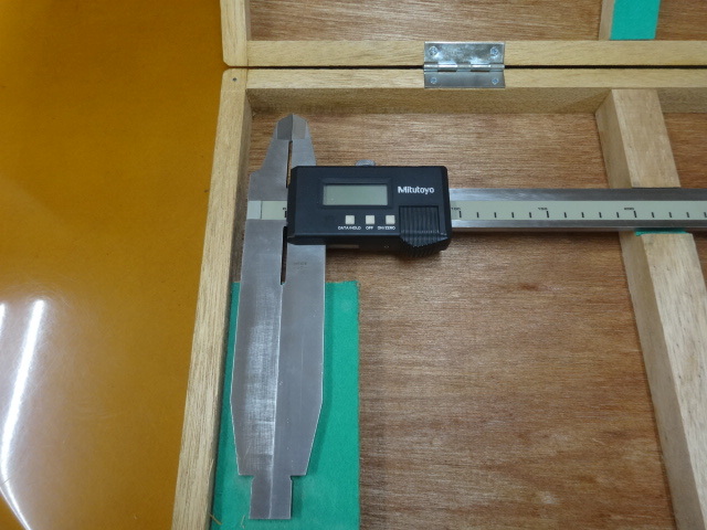 Mitutoyo CDN-75C Vernier calipers Image 2