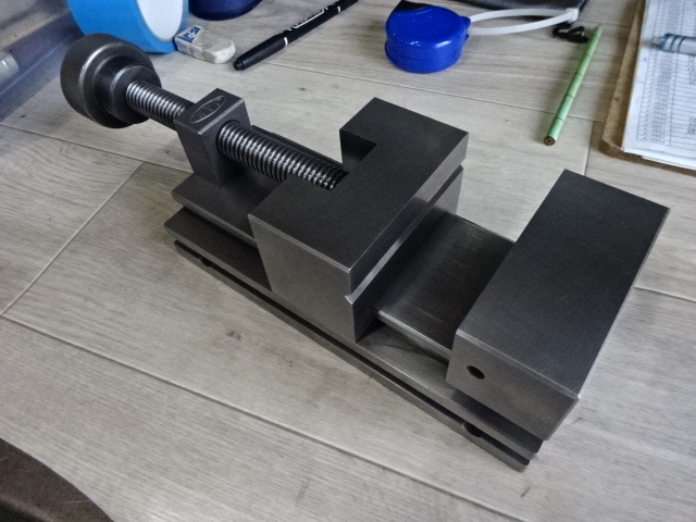 JAPAN AUTOMATIC MACHINE 口巾90 Vice Image 3