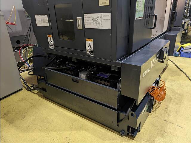 MAKINO V56 Vertical Machining Center Image 4