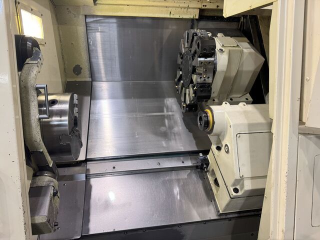 Okuma LB400 NC Lathe Image 2