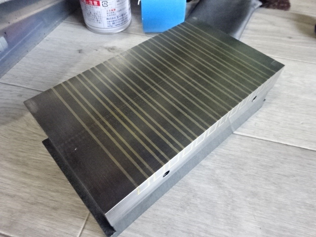 EMS 175X100 Magnet Chuck Image 2