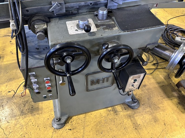 Mitsui High-tec MSG-200H-1 Surface Grinder Image 3