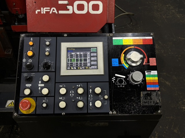 AMADA HFA-300 Band Saw Image 3