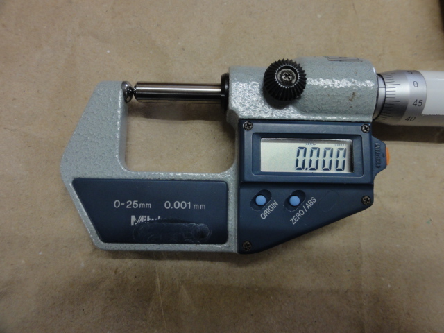 Mitutoyo BMD-25DM Micrometer (Outer) Image 2