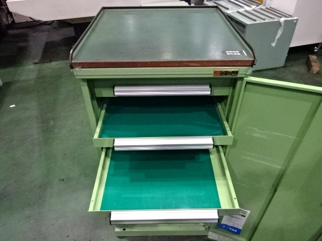 SAKAE 不明 Tool Cabinet Image 3