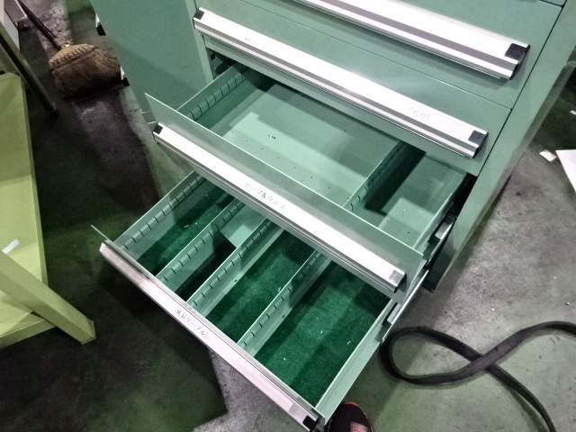 OSAKA SEIKAN 不明 Tool Cabinet Image 3