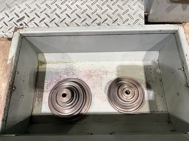 江黒 GL-120 Lathe Image 9