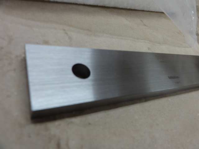 Mitutoyo 200mm Block Image 2