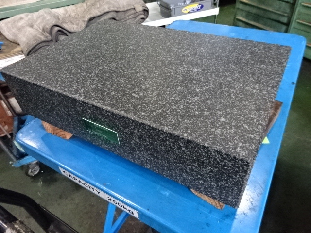 新潟精機 SK 450X300X100 定盤（長辺0.00m~） の画像 1枚目