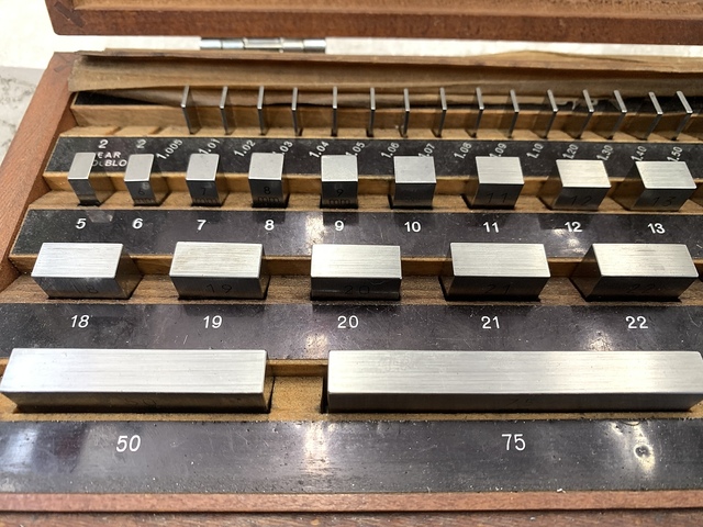 Mitutoyo BM1-47-2(516-960) Block Image 2
