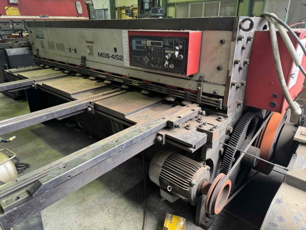 NICOTEC MGS-4525 Shearing Machine