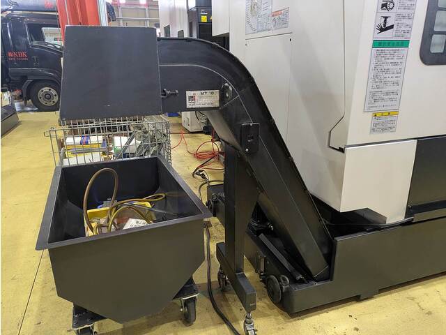 MAZAK VCN-510C Vertical Machining Center Image 19