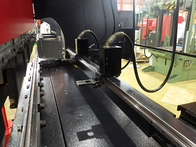 AMADA FBD1025NT Press Brake/Bender Image 6