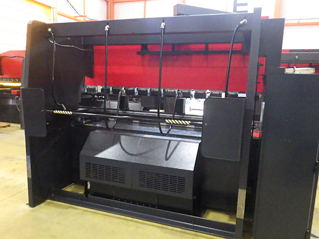 AMADA FBD1025NT Press Brake/Bender Image 8