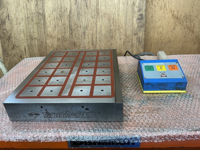 テクノマグネット 20020-LAINATE マグネットチャック の画像 1枚目