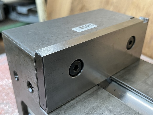 NABEYA LTCV160H Vice Image 3