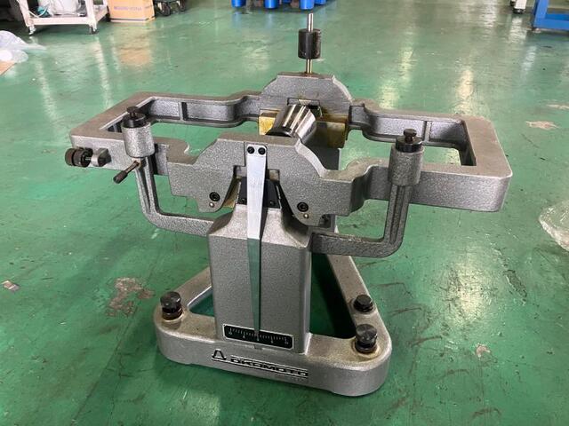 Okamoto Machine Tool Works BW-500 Magnet Balancer Image 1