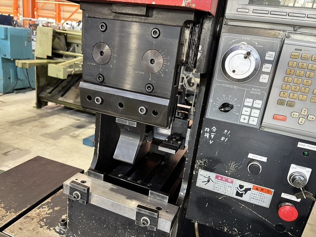AMADA FMB-062 Press Brake/Bender Image 5