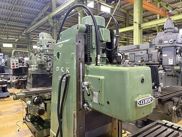 OKK MH-2V Vertical Milling Machine Image 4