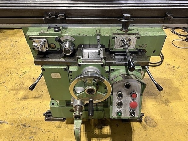 OKK MH-2V Vertical Milling Machine Image 7