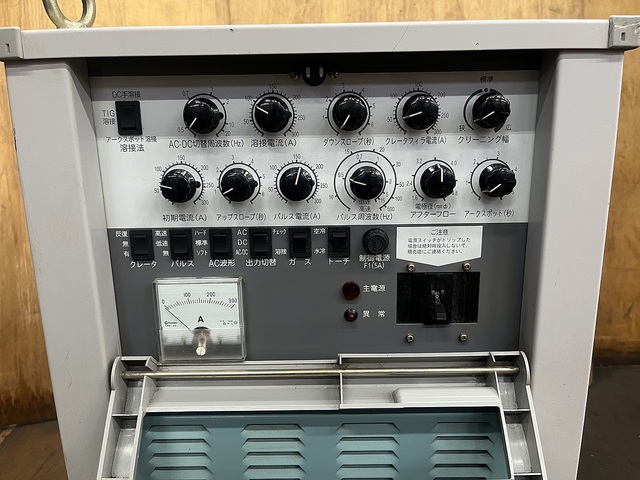 ダイヘン AVP-300 溶接機 の画像 3枚目