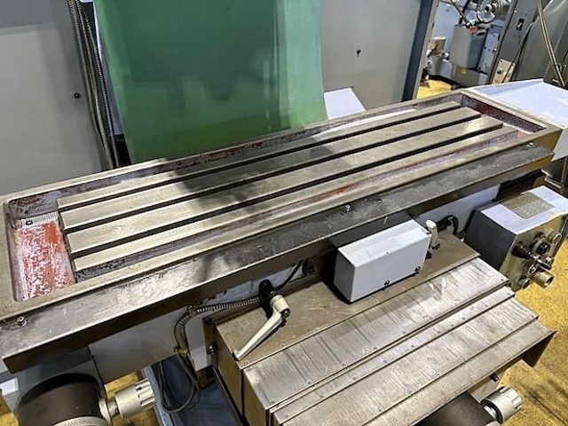 岩下 2RC Vertical Milling Machine Image 6