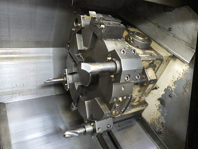 Okuma LCS-25 NC Lathe Image 4