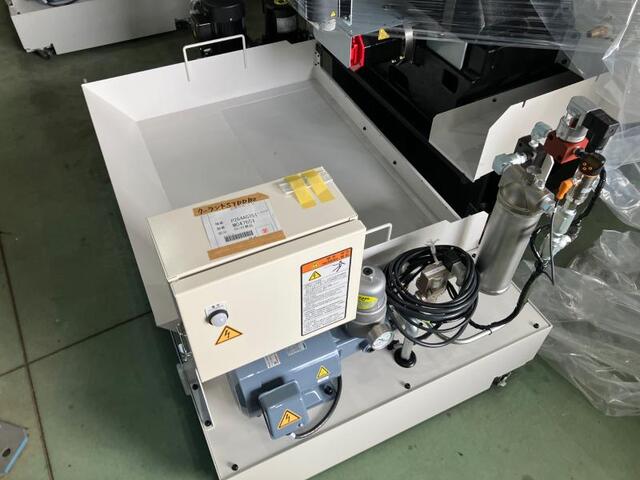 ファナック(FANUC) α-D21MiB5 Plus Vertical Machining Center Image 3