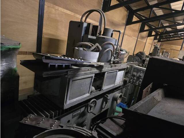 YOSHIKAWA IRON WORKS YHV-600 Rotary Grinder Image 1