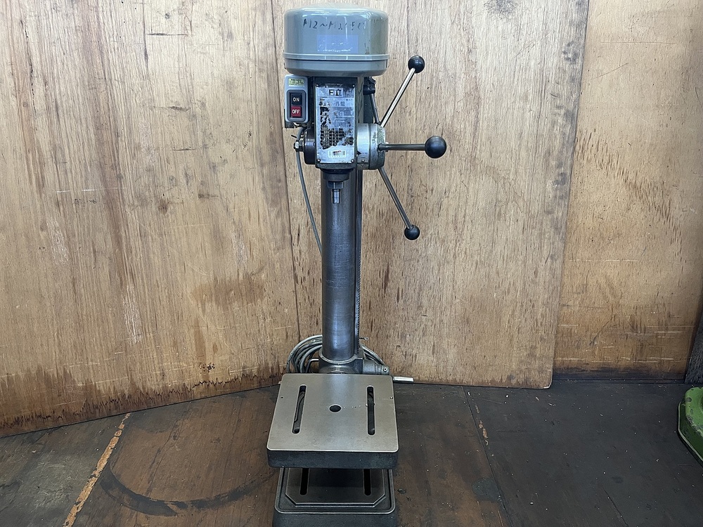 HITACHI B13 Drilling Machine
