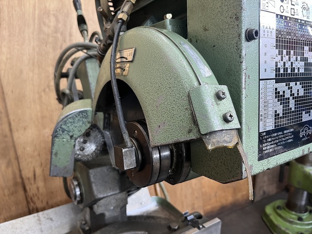 HITACHI CU-13 Cutting Machine Image 2