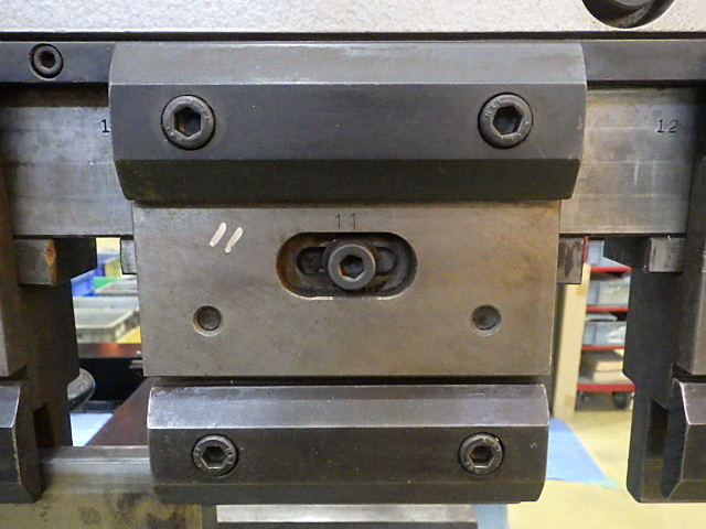 AMADA RG-80 Press Brake/Bender Image 4