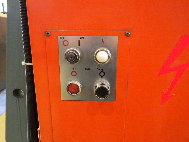 AMADA RG-80 Press Brake/Bender Image 10