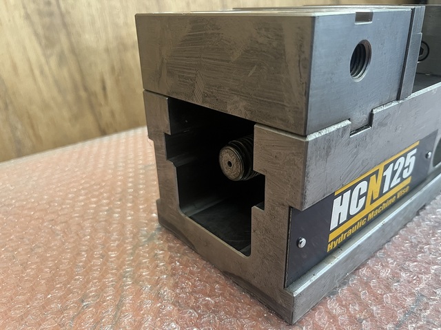 TAKEDA MACHINE TOOLS HCN-125 Vice Image 5