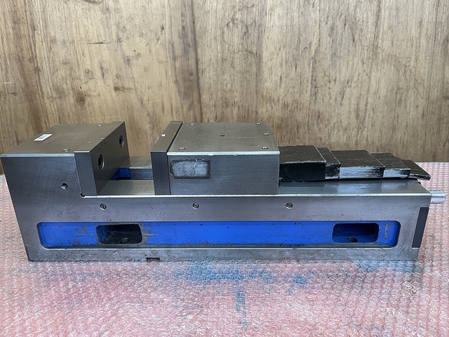 NABEYA LTFV-150 Vice Image 1