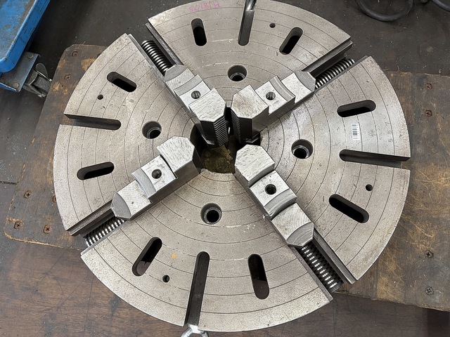 北川  Lathe Chuck Image 1