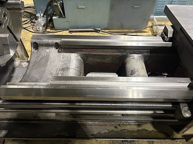 CHUBU KOKI CLL-1500 Lathe Image 6