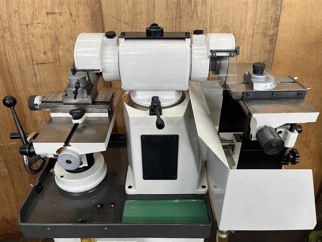 ITO SEISAKUSHO DP-2NS Tool Grinder Image 2