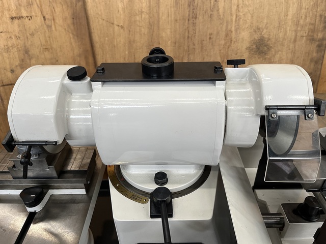 ITO SEISAKUSHO DP-2NS Tool Grinder Image 3