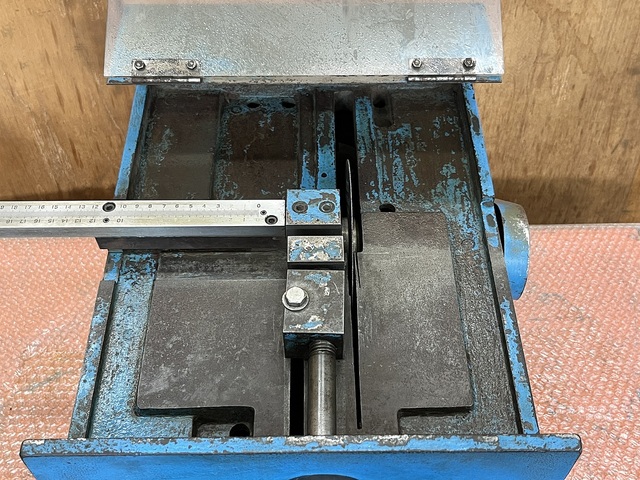 HEIWA TECHNICA F-31 Cutting Machine Image 3