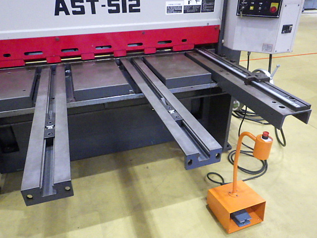 AIZAWA TEKKOSHO AST-512 Shearing Machine Image 2
