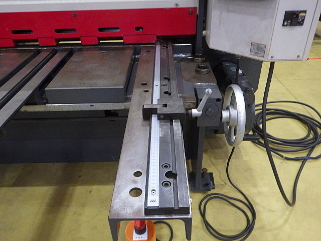 AIZAWA TEKKOSHO AST-512 Shearing Machine Image 3